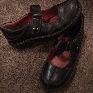 Born leather Mary Janes.  Like new